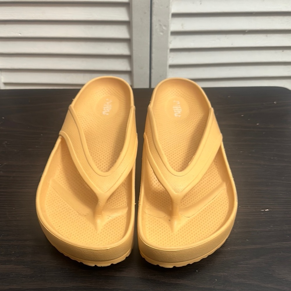 Dark Peach Flip Flop Sandals